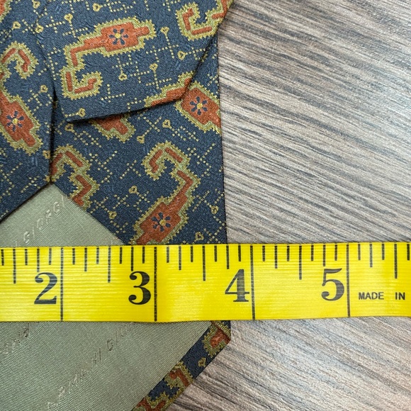 Giorgio Armani Grey/Blue Paisley Tie - Picture 5 of 5